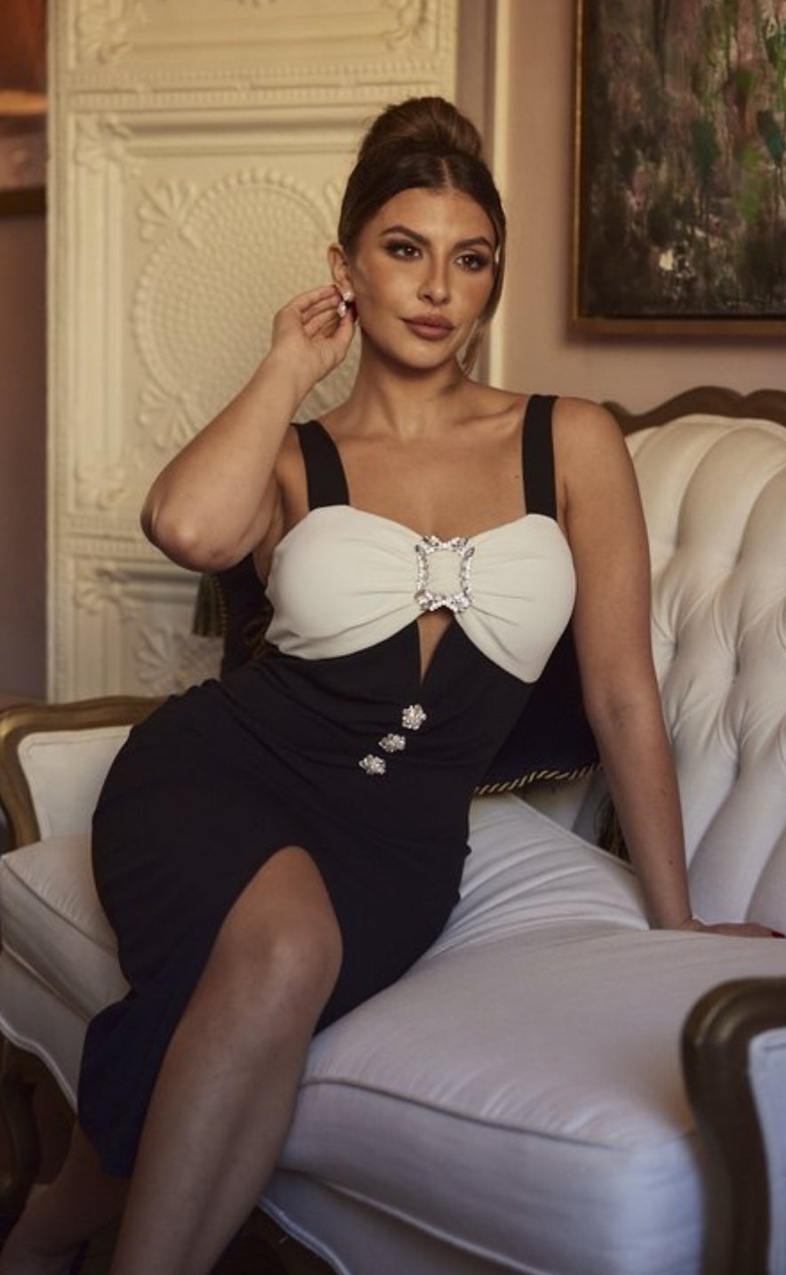 Cute As A Bow Midi Dress