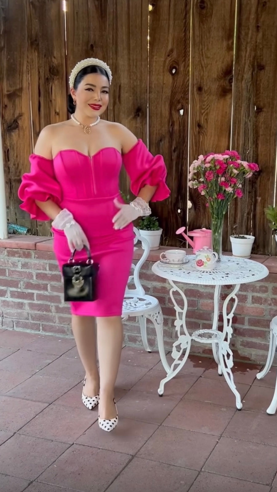 Ana's Pink Puffy Sleeve Midi Dress