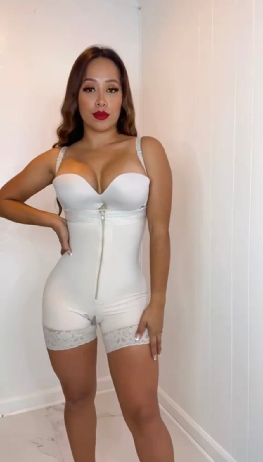 4146 With zipper high waisted