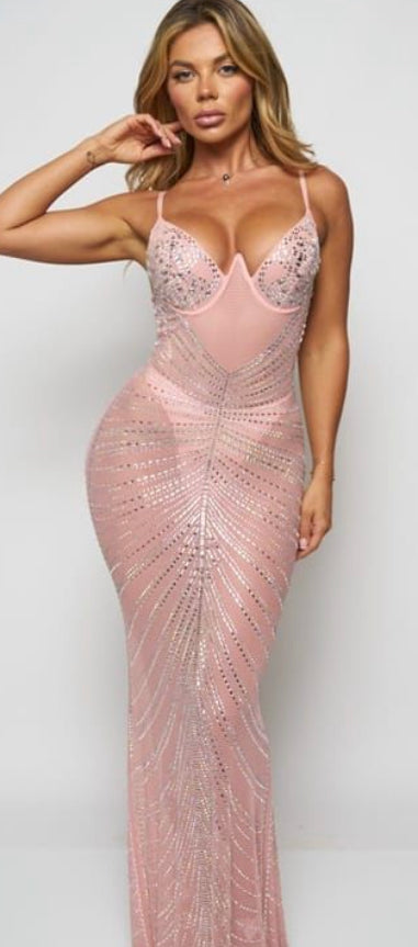 Buy Nelly Moments Like This Gown - Dusty Pink | Nelly.com